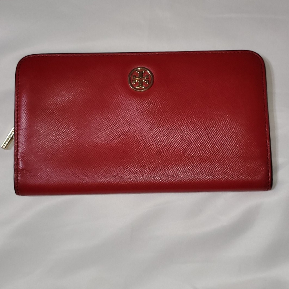 Tory Burch Red Snap Zipper Wallet
